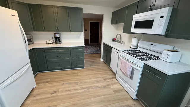 $244,900 | 1312 Deveron Drive, New Haven, IN 46774