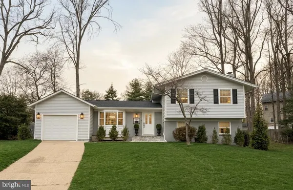 $1,199,000 | 2406 Garnett Court, Vienna, VA 22180