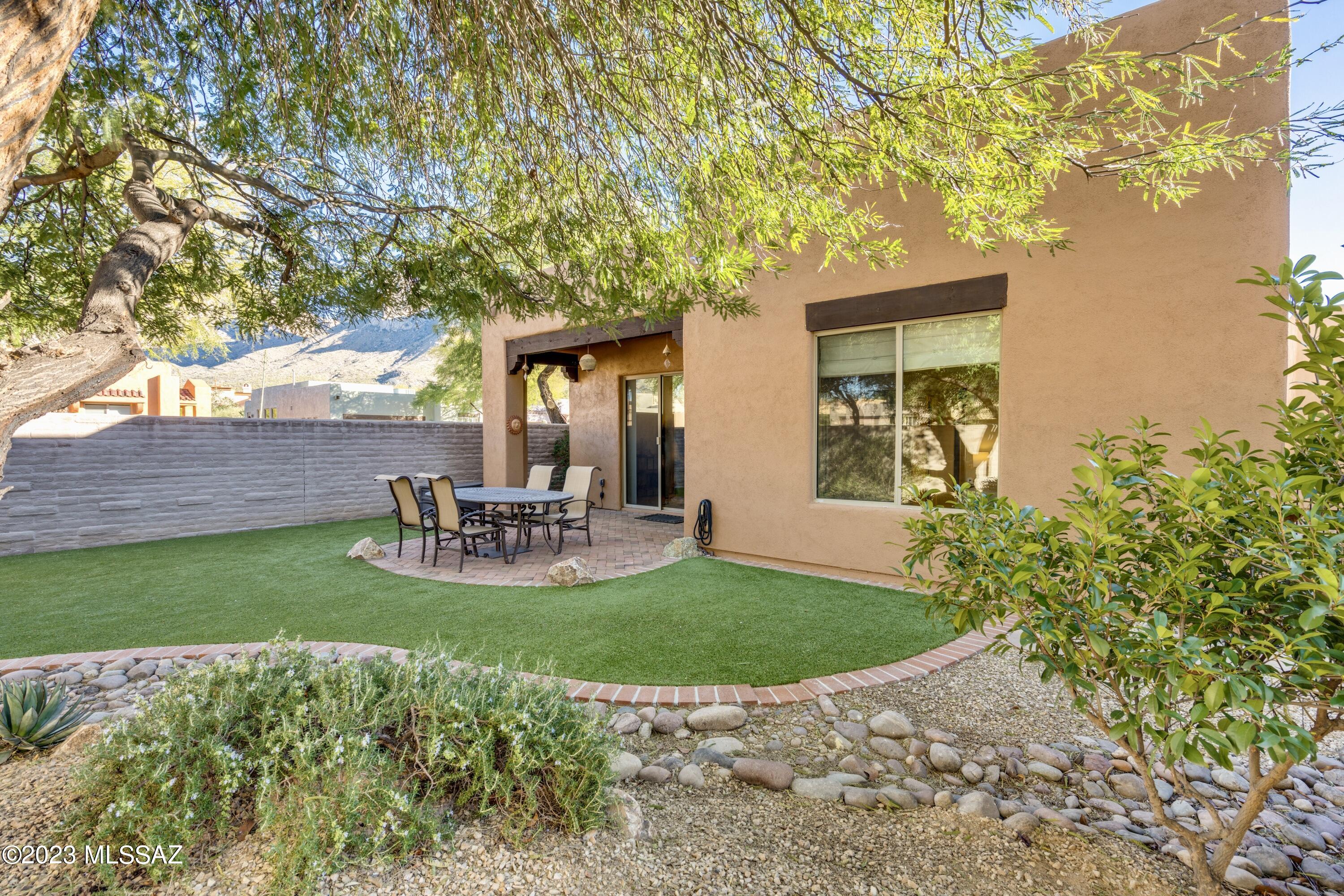 223 East Spring Sky Street Tucson, AZ 85737 - Photo 3 of 37