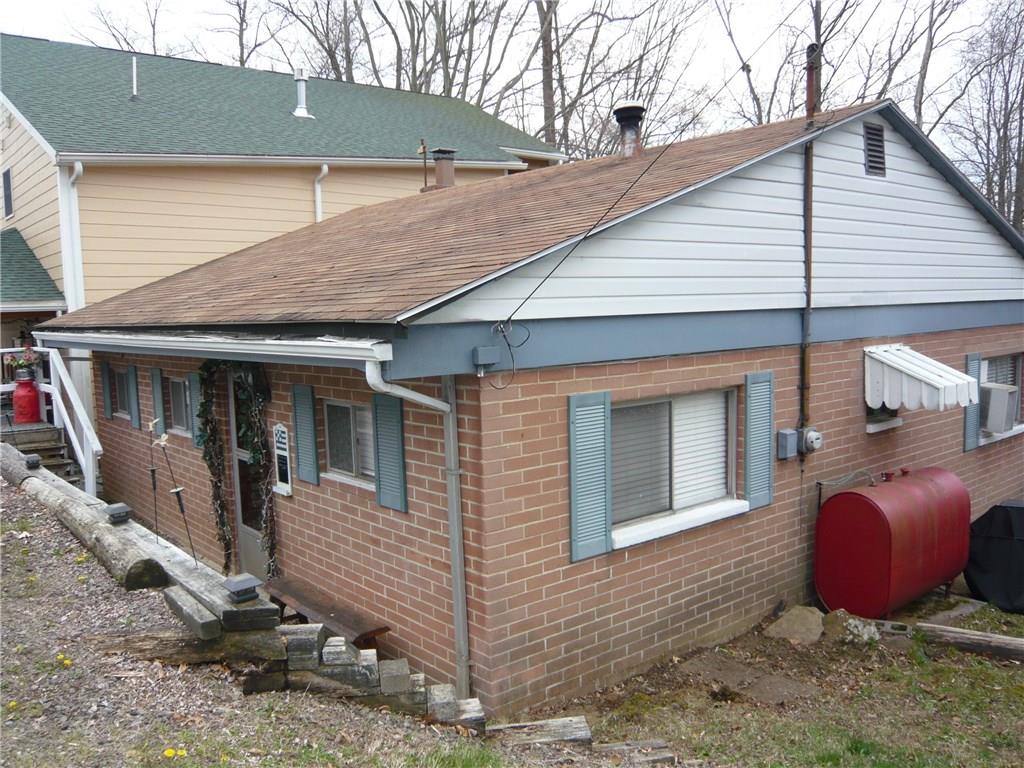 135 Rittenhouse Lane Addison, PA 15411 - Photo 1 of 11