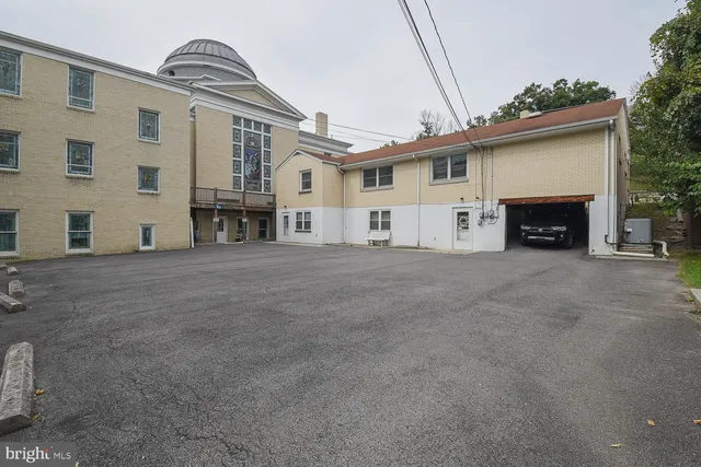 $1,200 | 233 South Mineral Street, Keyser, WV 26726