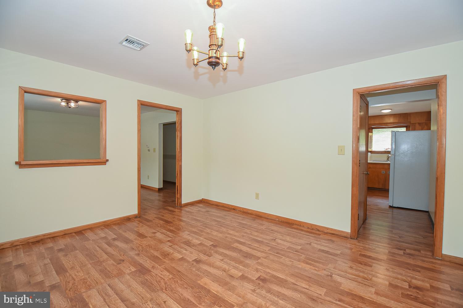 233 South Mineral Street Keyser, WV 26726 - Photo 5 of 40