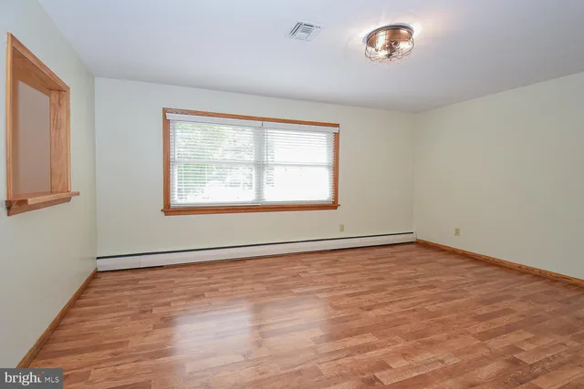 $1,200 | 233 South Mineral Street, Keyser, WV 26726