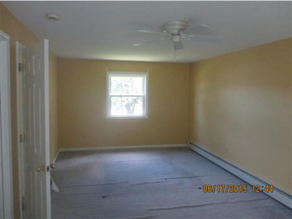 28 Airport Road Concord, NH 03301 - Photo 2 of 6