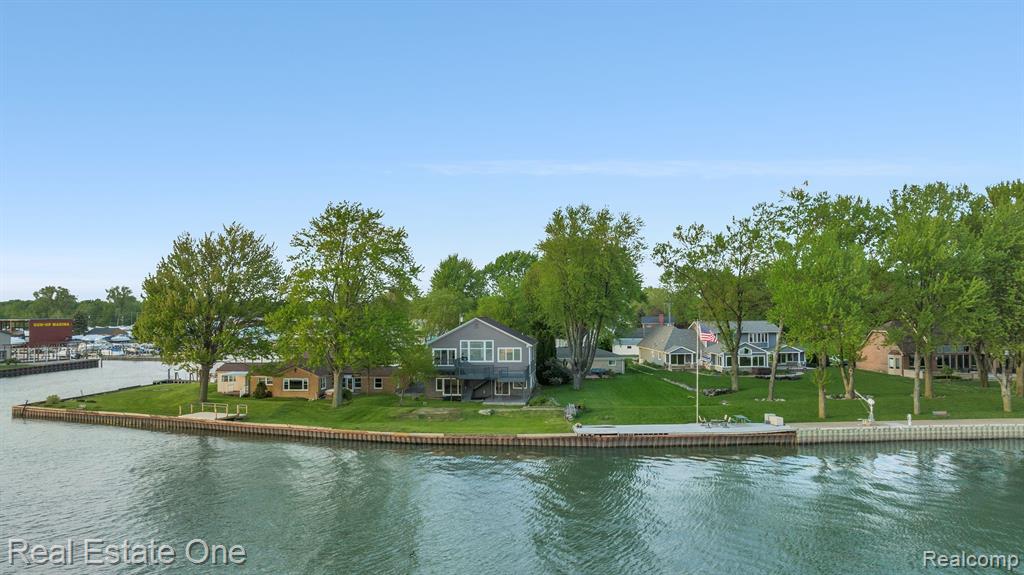 48712 Point Lakeview Street Chesterfield, MI 48047 - Photo 65 of 71