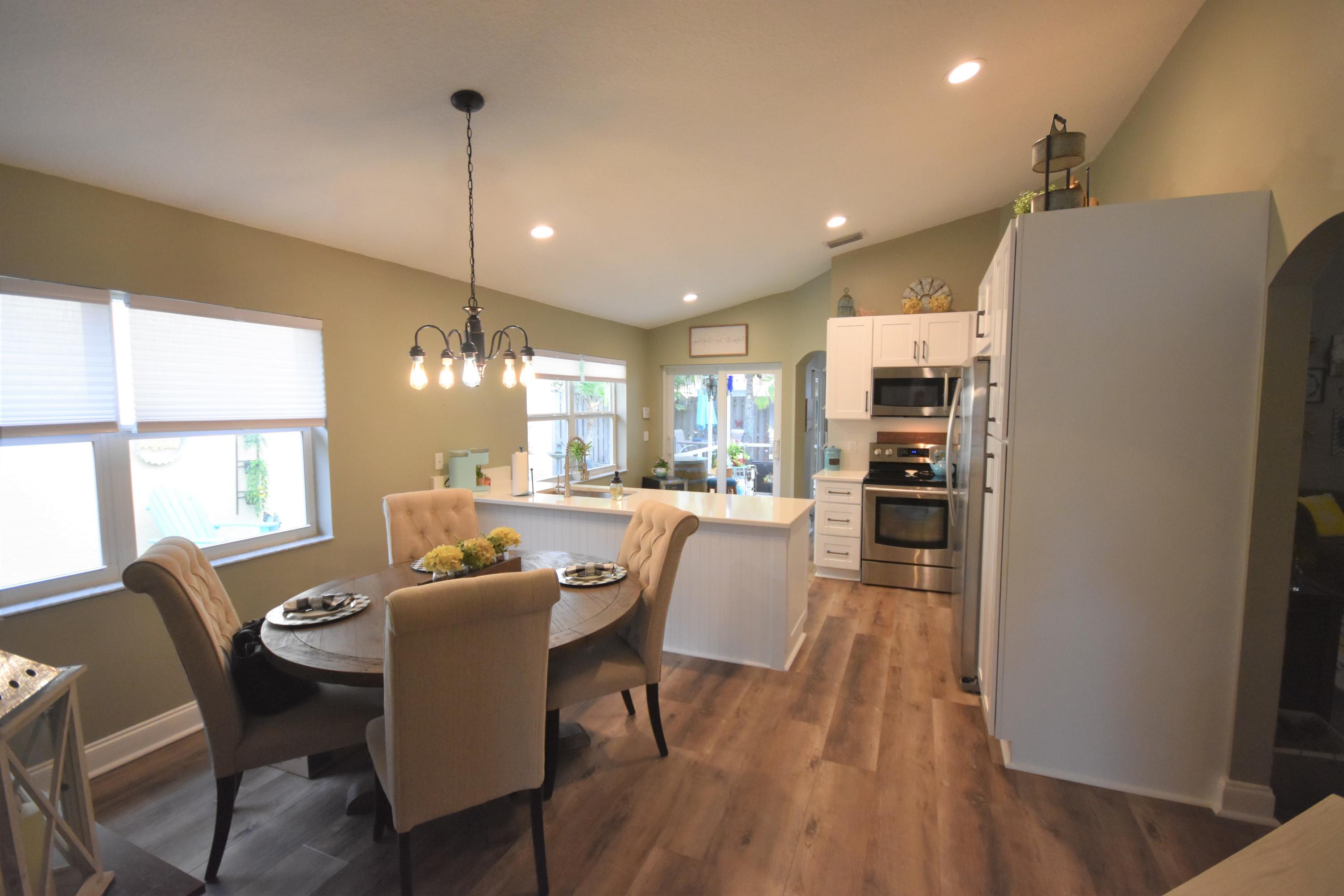 10709 Lake Jasmine Drive Boca Raton, FL 33498 - Photo 14 of 23 Dining