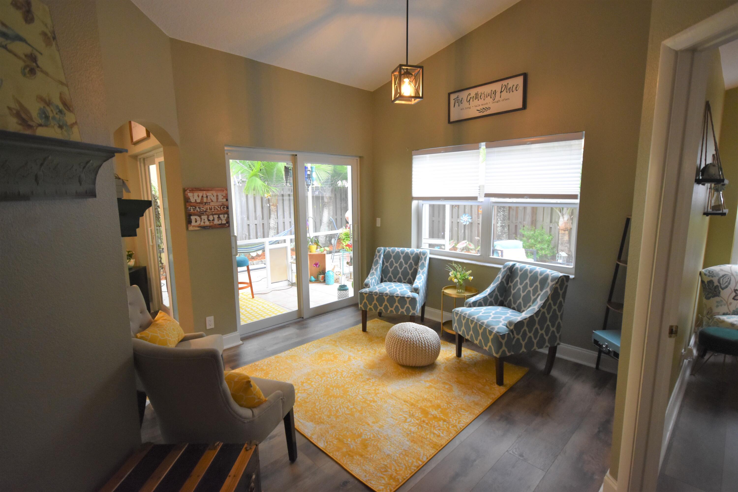 10709 Lake Jasmine Drive Boca Raton, FL 33498 - Photo 6 of 23 Sitting Room