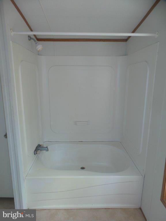 1235 Hudson Road Cambridge, MD 21613 - Photo 12 of 17 Bath (Master)