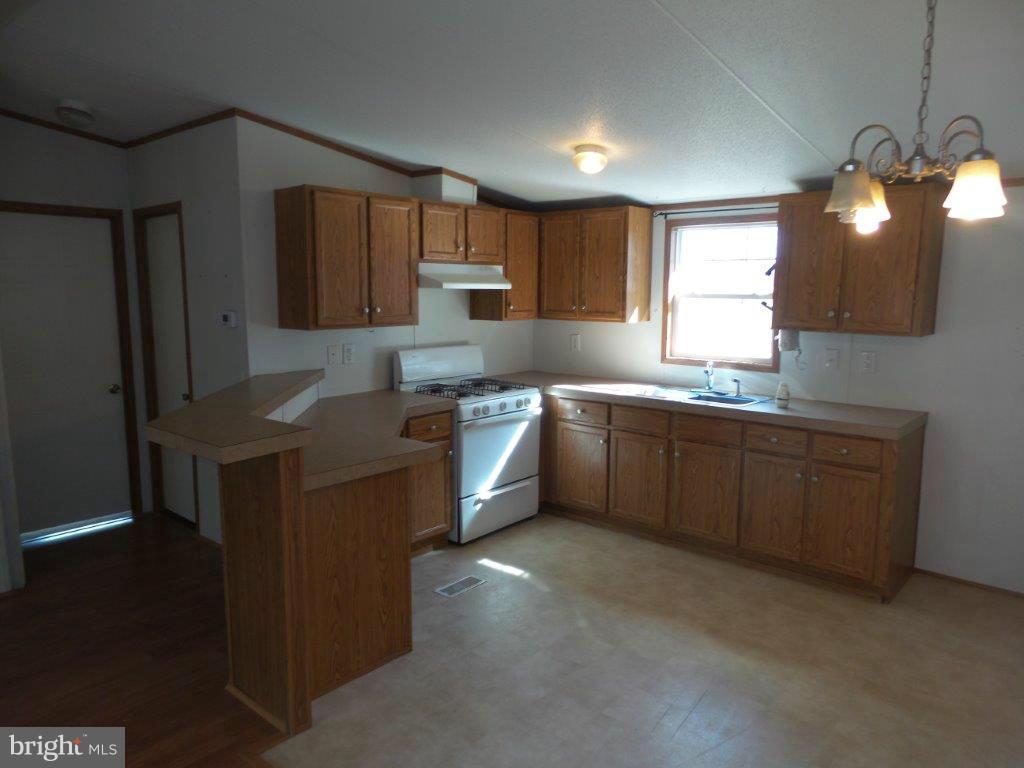 1235 Hudson Road Cambridge, MD 21613 - Photo 7 of 17 Kitchen