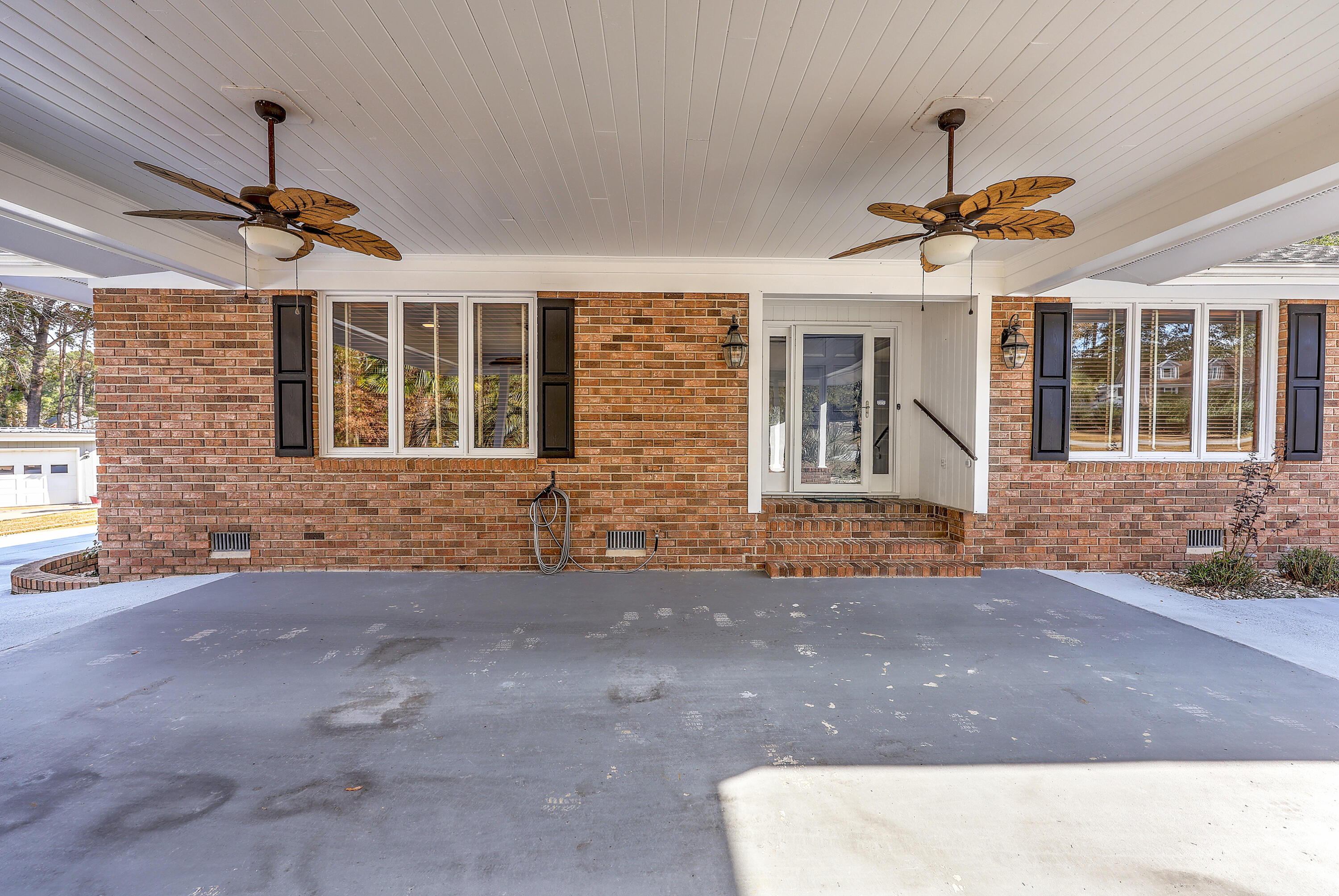 125 Cooper Drive Santee, SC 29142 - Photo 5 of 51 ZYN_2860_1_2_3_4_5_6