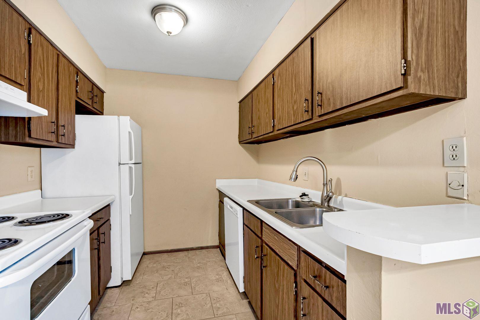 2100 College Drive, Unit 128 Baton Rouge, LA 70808 - Photo 2 of 12