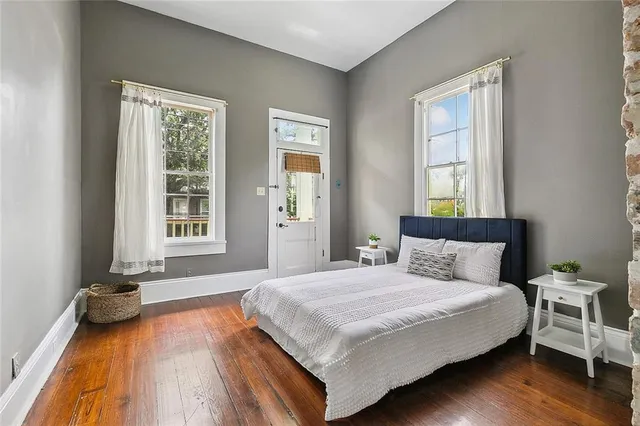 $2,400 | 1469 Annunciation Street, New Orleans, LA 70130