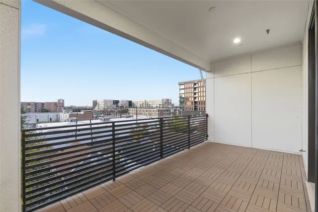 $649,000 | 2412 Canal Street, Unit L, Houston, TX 77003