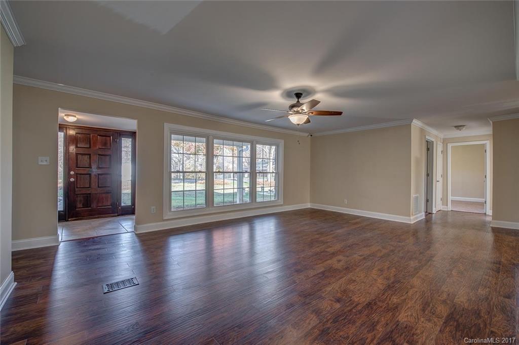 405 Turner Road Gastonia, NC 28056 - Photo 4 of 24 Gallery Image 4