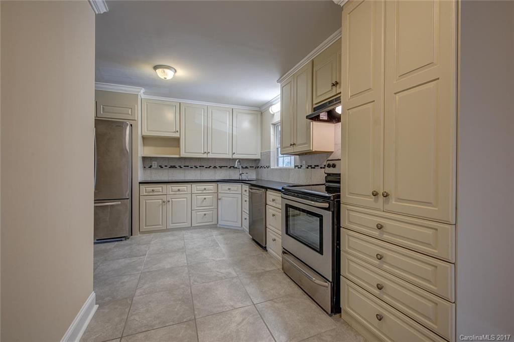 405 Turner Road Gastonia, NC 28056 - Photo 7 of 24 Gallery Image 7