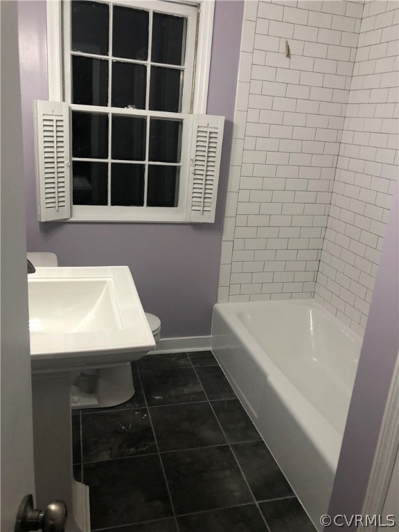 8371 Cardova Road Richmond, VA 23227 - Photo 11 of 25 Hall bathroom newly remodeled