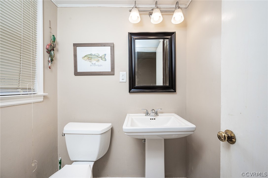 8371 Cardova Road Richmond, VA 23227 - Photo 21 of 25 Half Bath