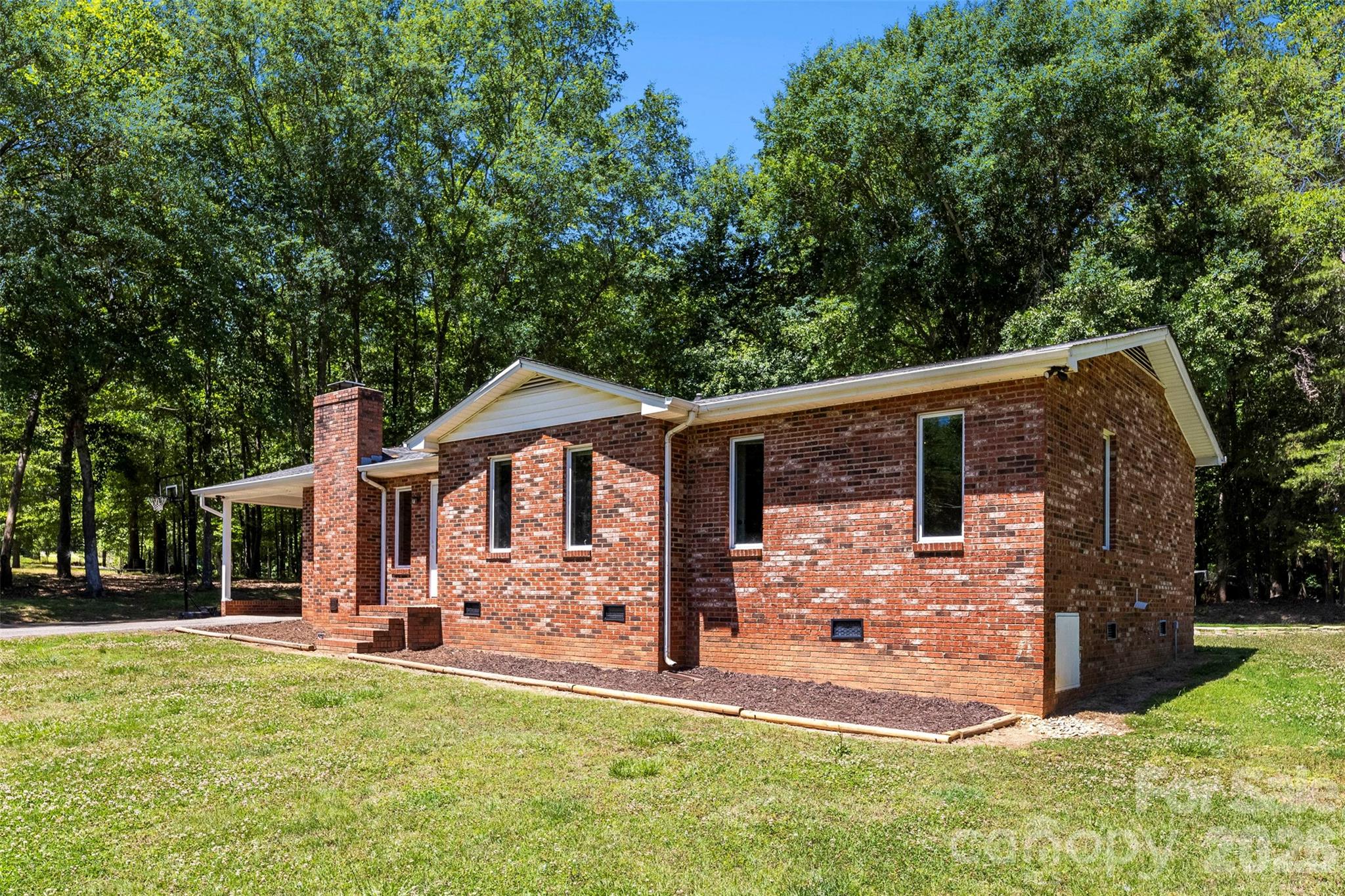 229 Hoyles Road Kings Mountain, NC 28086 - Photo 3 of 20