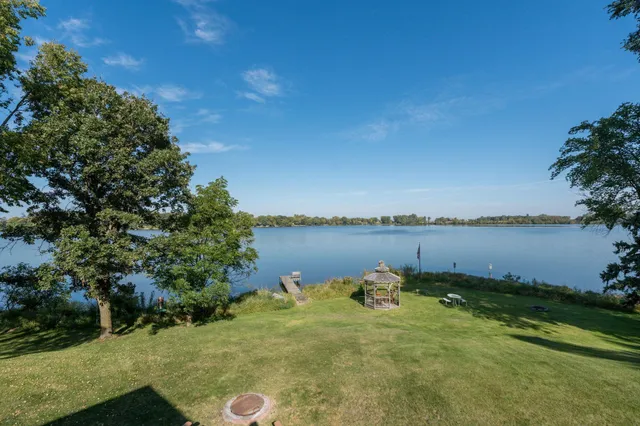 $729,900 | 26728 Sioux Trail, Madison Lake, MN 56063