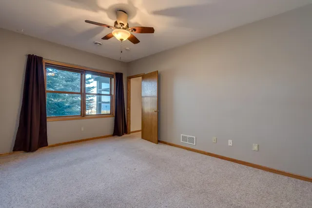 $729,900 | 26728 Sioux Trail, Madison Lake, MN 56063