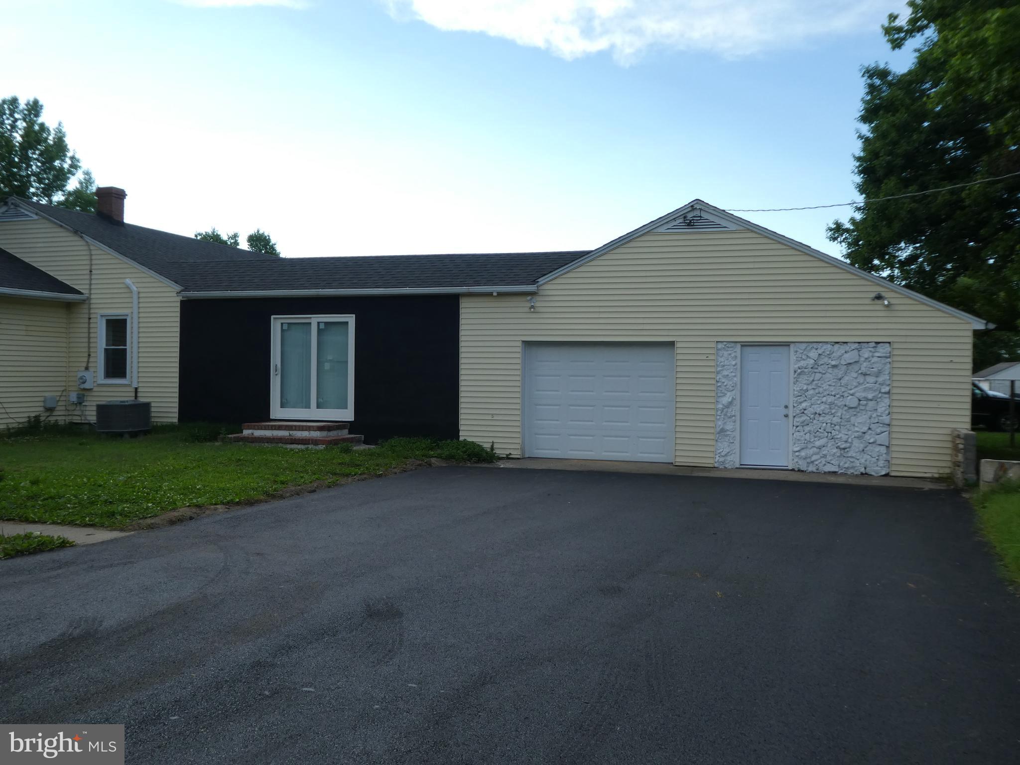 4564 Kenton Road Dover, DE 19904 - Photo 2 of 20