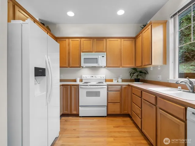 $799,000 | 15509 132nd Place Northeast, Unit 3E, Woodinville, WA 98072