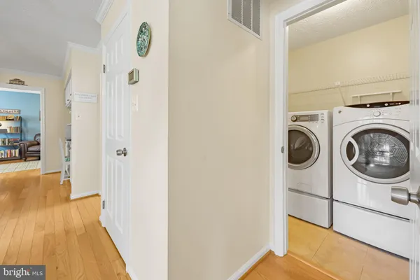 $889,000 | 1431 Flynn Court, Herndon, VA 20170
