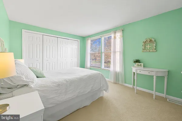 $889,000 | 1431 Flynn Court, Herndon, VA 20170