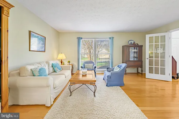 $889,000 | 1431 Flynn Court, Herndon, VA 20170