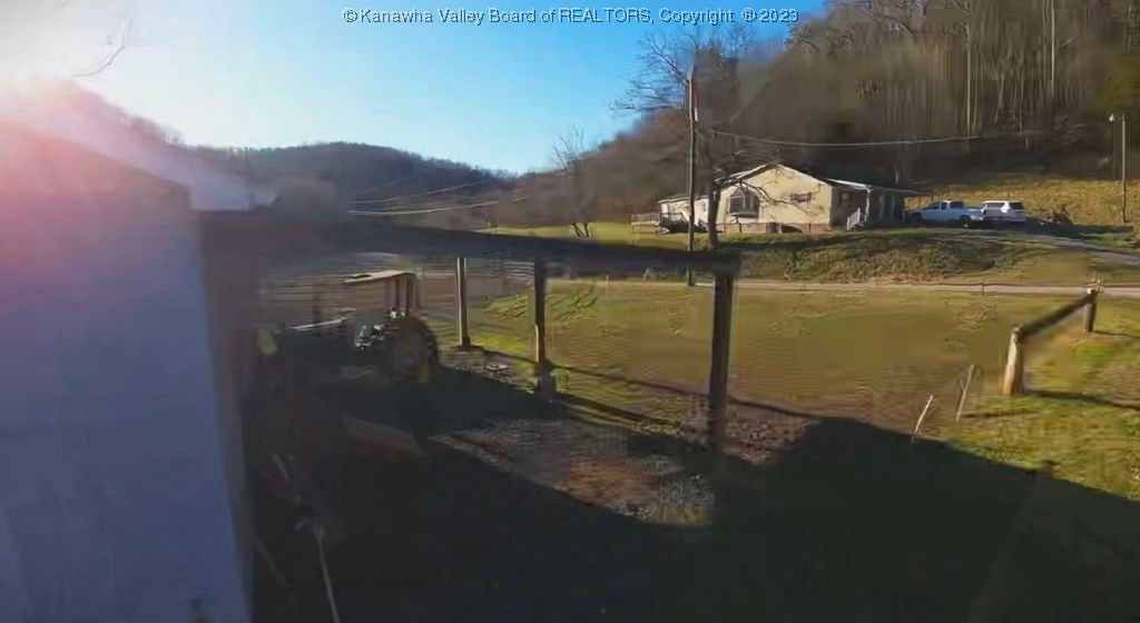 858 First Creek Road Charleston, WV 25320 - Photo 5 of 15 Gallery Image 5