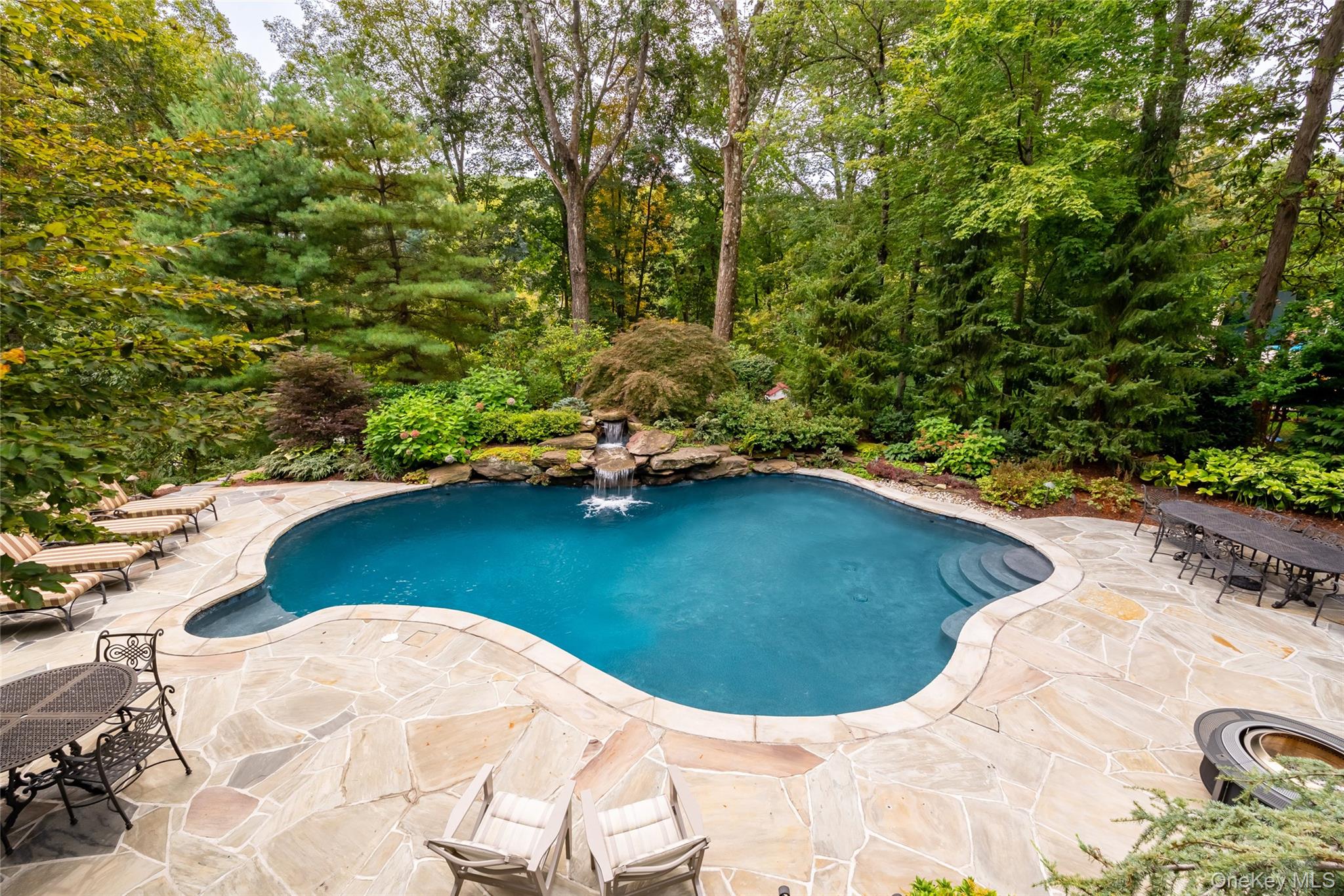 6 Gooler Court Stony Point, NY 10980 - Photo 42 of 50 Outdoor pool featuring Tennessee Crab orchard patio