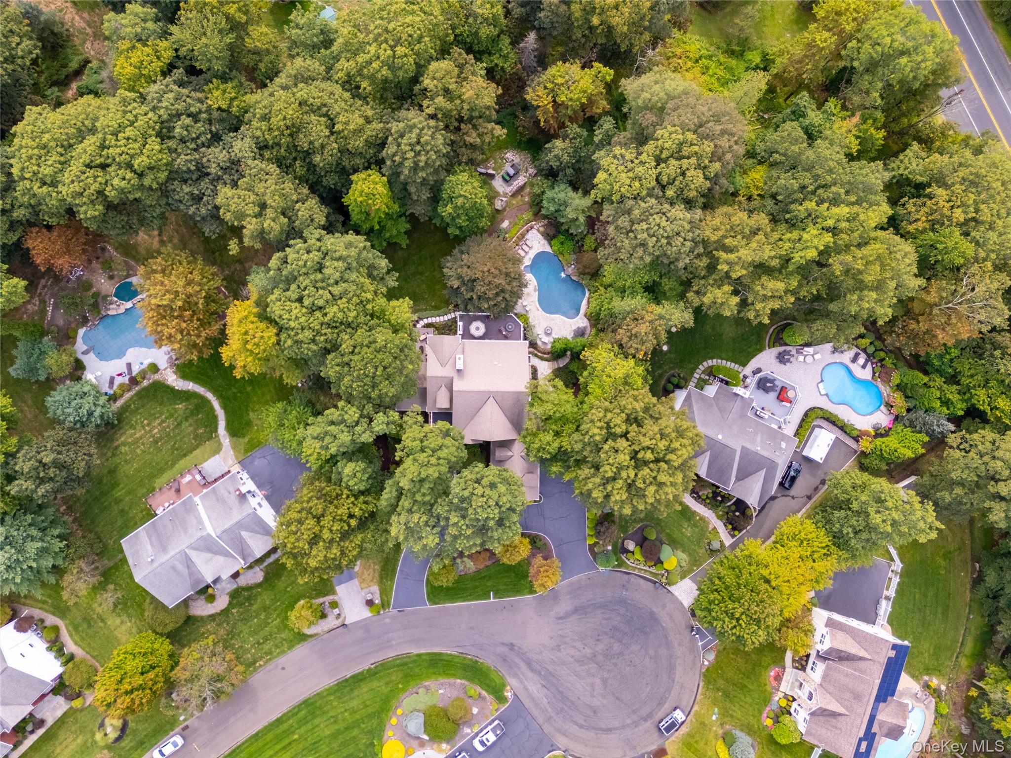 6 Gooler Court Stony Point, NY 10980 - Photo 47 of 50 Aerial overview of property's location featuring a pool area