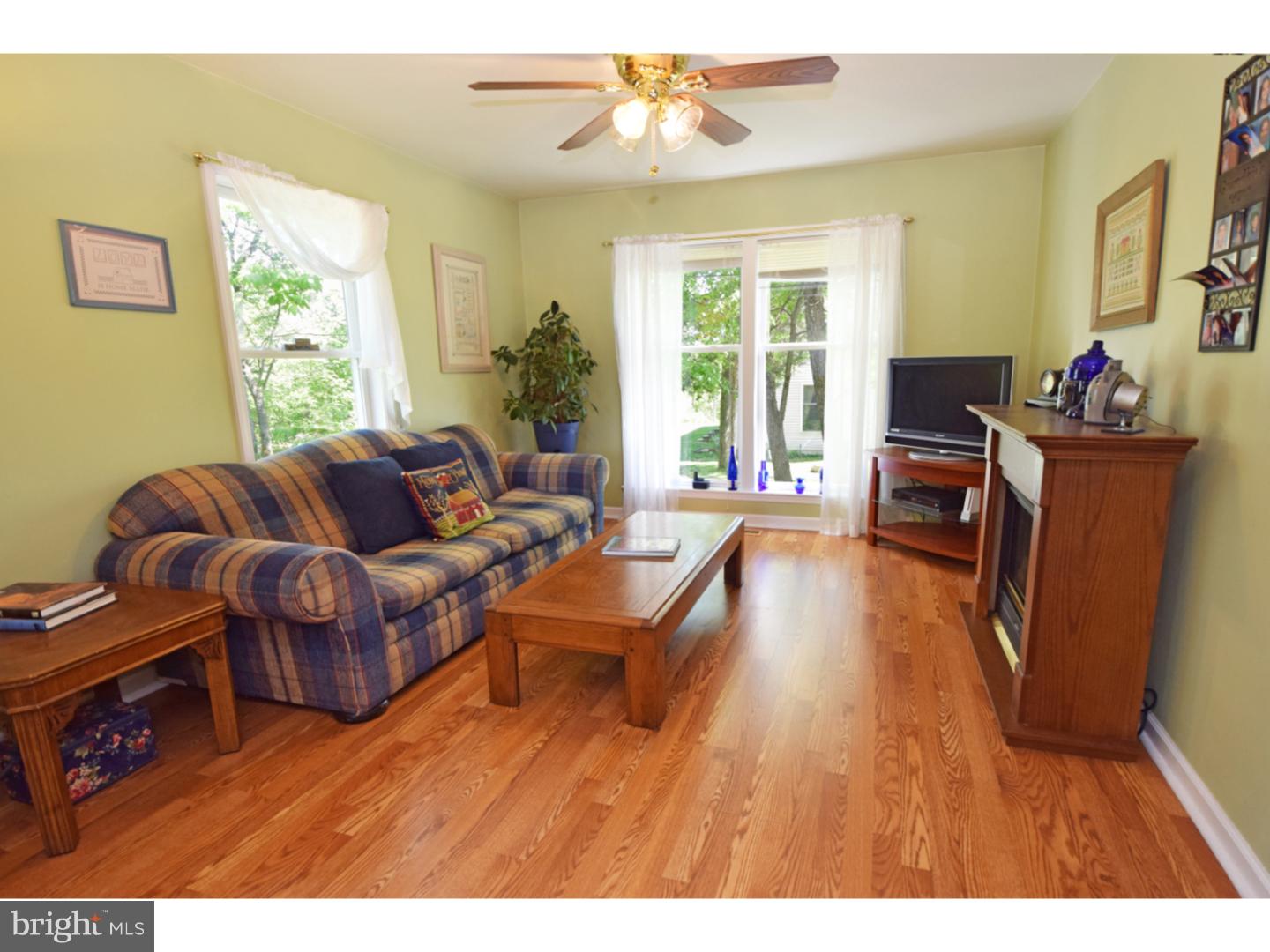 73 Delaware Road Lambertville, NJ 08530 - Photo 5 of 25