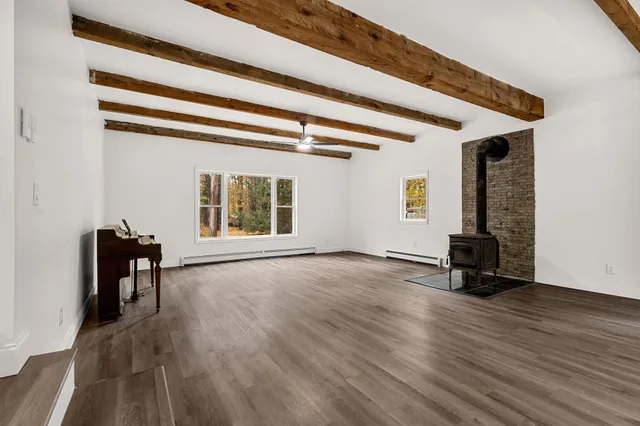 $649,900 | 200 Mountain Road, Weare, NH 03281