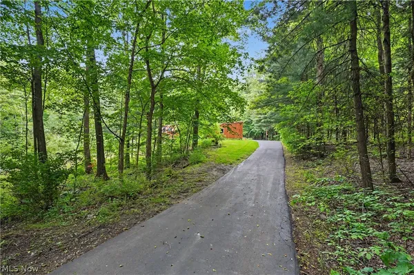 $595,000 | 5060 Leffingwell Road, Canfield, OH 44406