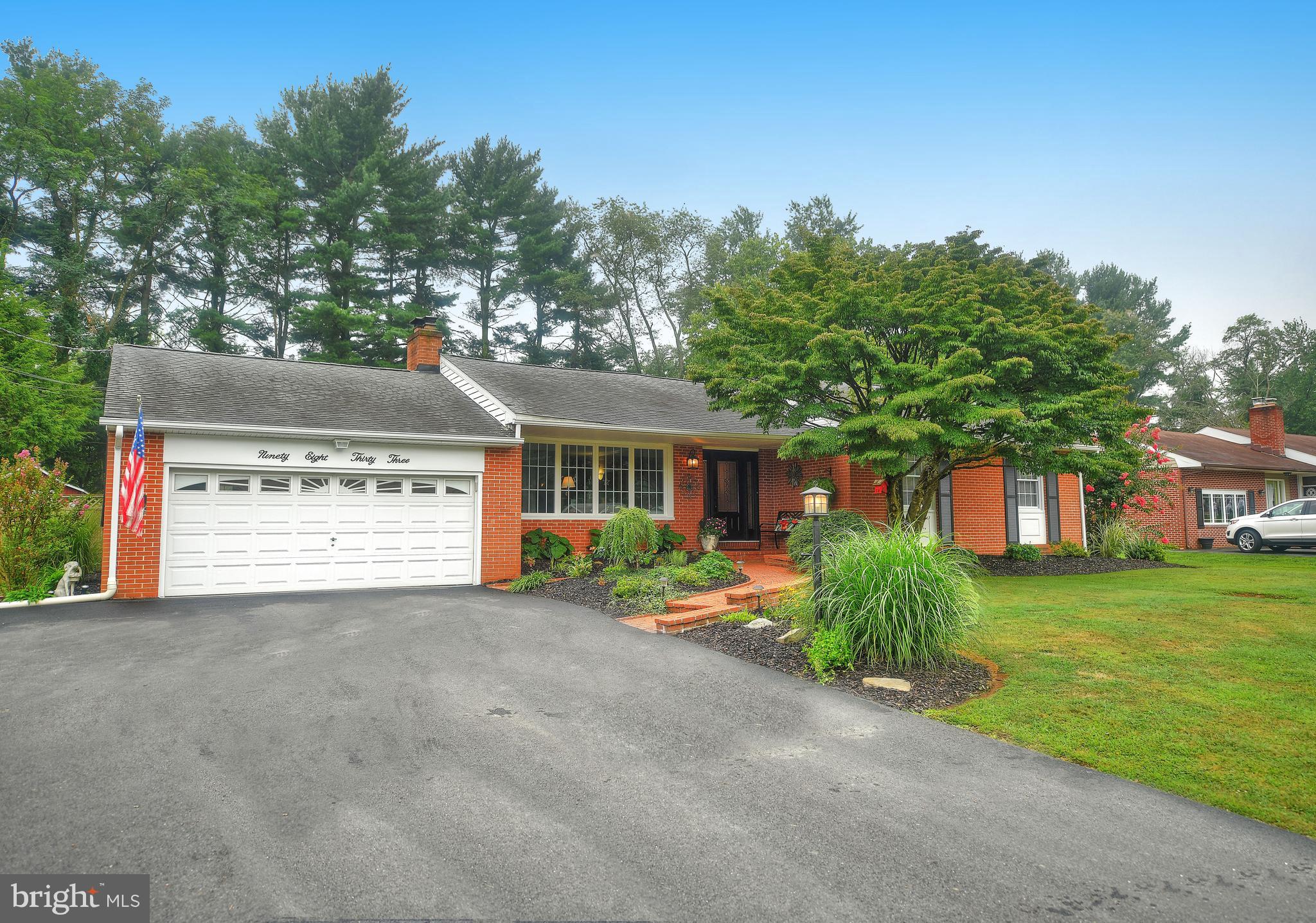 9833 Fox Hill Road Perry Hall, MD 21128 - Photo 4 of 58
