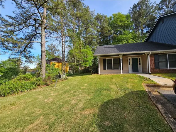 $1,550 | 4813 Hairston Place, Stone Mountain, GA 30088