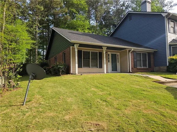 $1,550 | 4813 Hairston Place, Stone Mountain, GA 30088