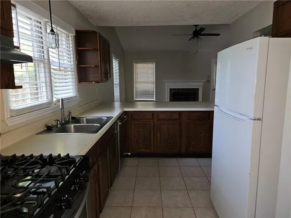 $1,550 | 4813 Hairston Place, Stone Mountain, GA 30088