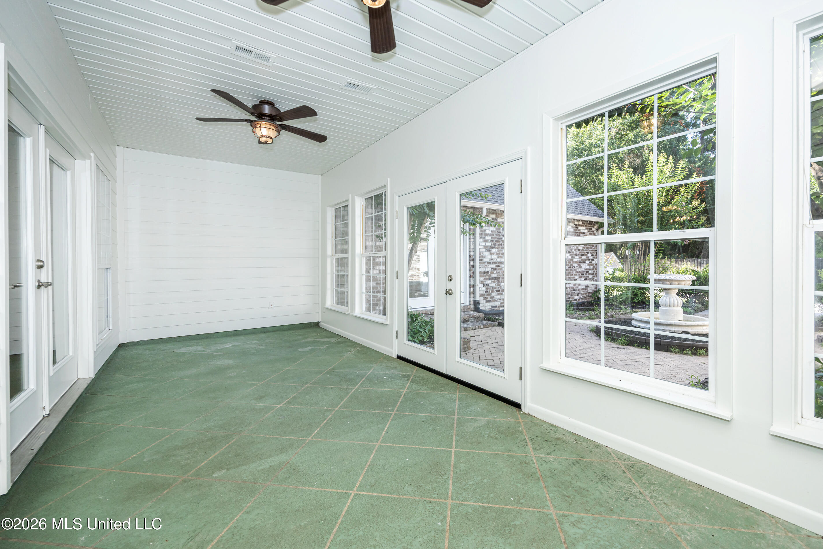 5601 Woody End Road Ocean Springs, MS 39564 - Photo 70 of 86 IMG_2627