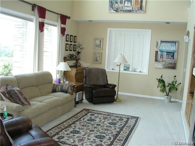 8991 Hunters Way Highlands Ranch, CO 80129 - Photo 4 of 25 Gallery Image 4