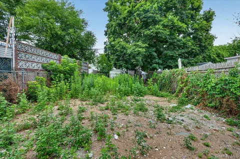 $994,999 | 1791 Rockaway Parkway | Canarsie