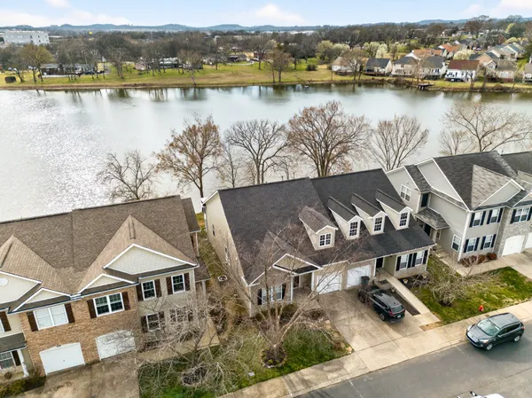 $390,000 | 257 Harbor Village Drive, Madison, TN 37115