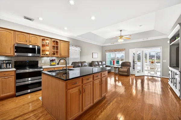 $390,000 | 257 Harbor Village Drive, Madison, TN 37115