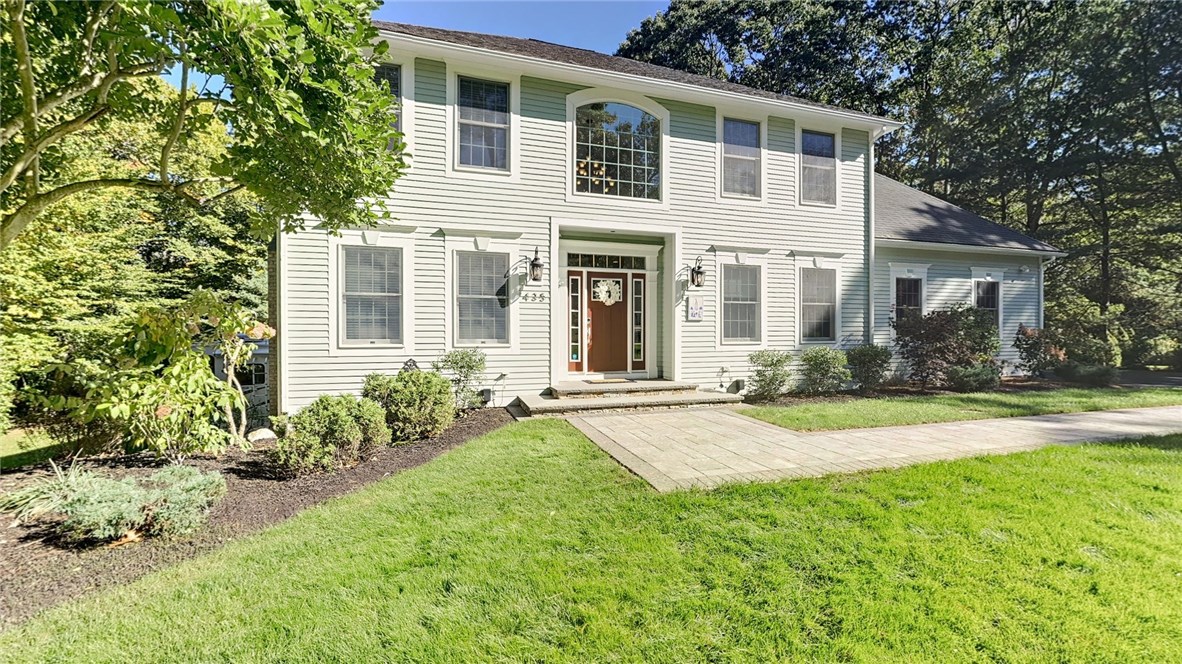435 Wickham Road North Kingstown, RI 02852 - Photo 1 of 29 Gallery Image 1