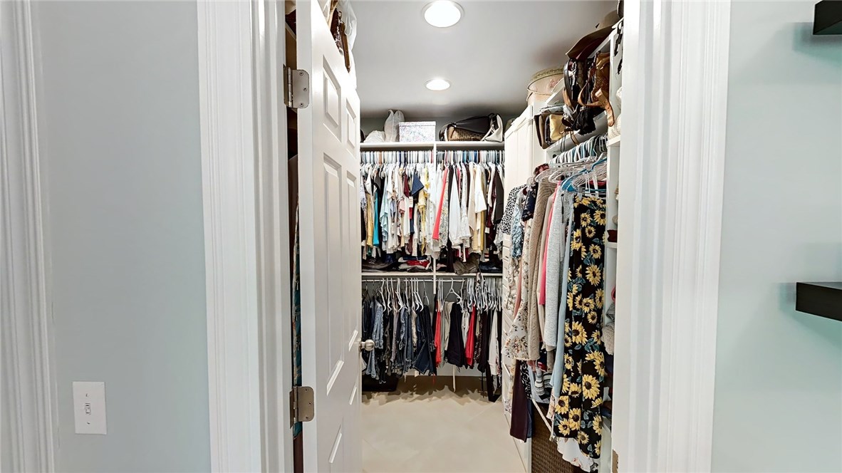 435 Wickham Road North Kingstown, RI 02852 - Photo 17 of 29 Gallery Image 17