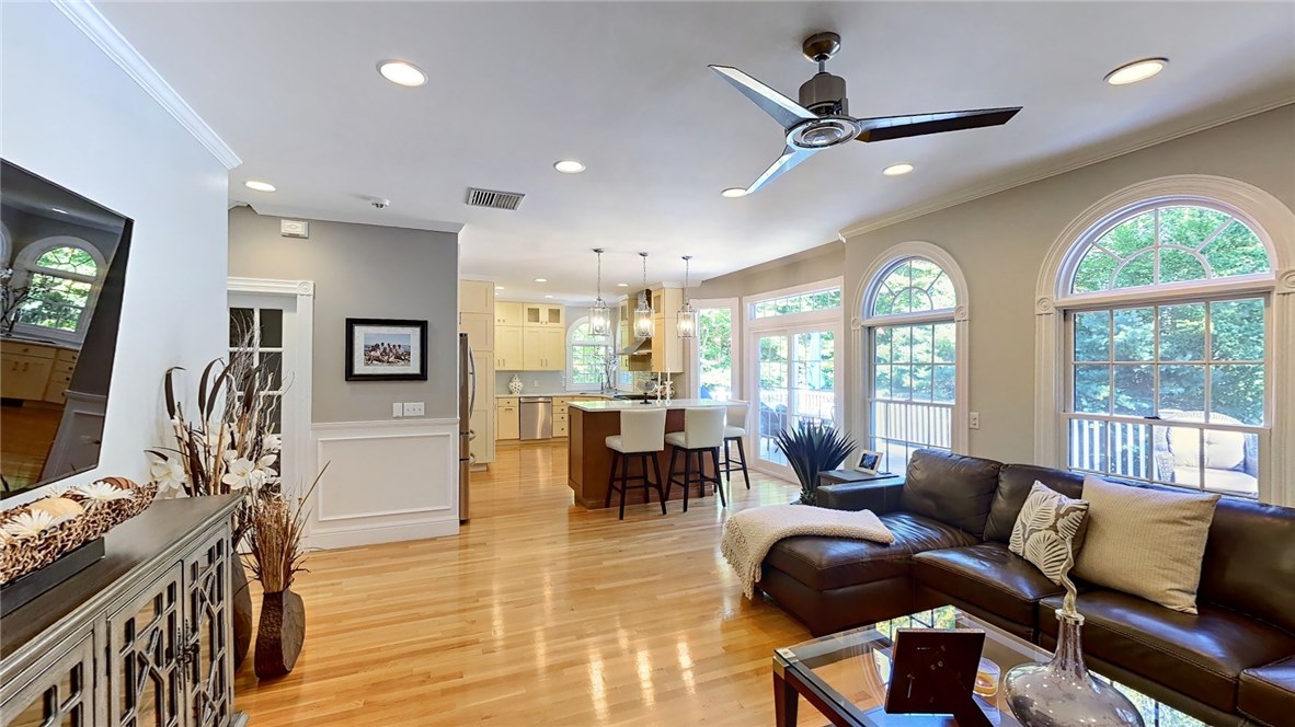 435 Wickham Road North Kingstown, RI 02852 - Photo 9 of 29 Gallery Image 9