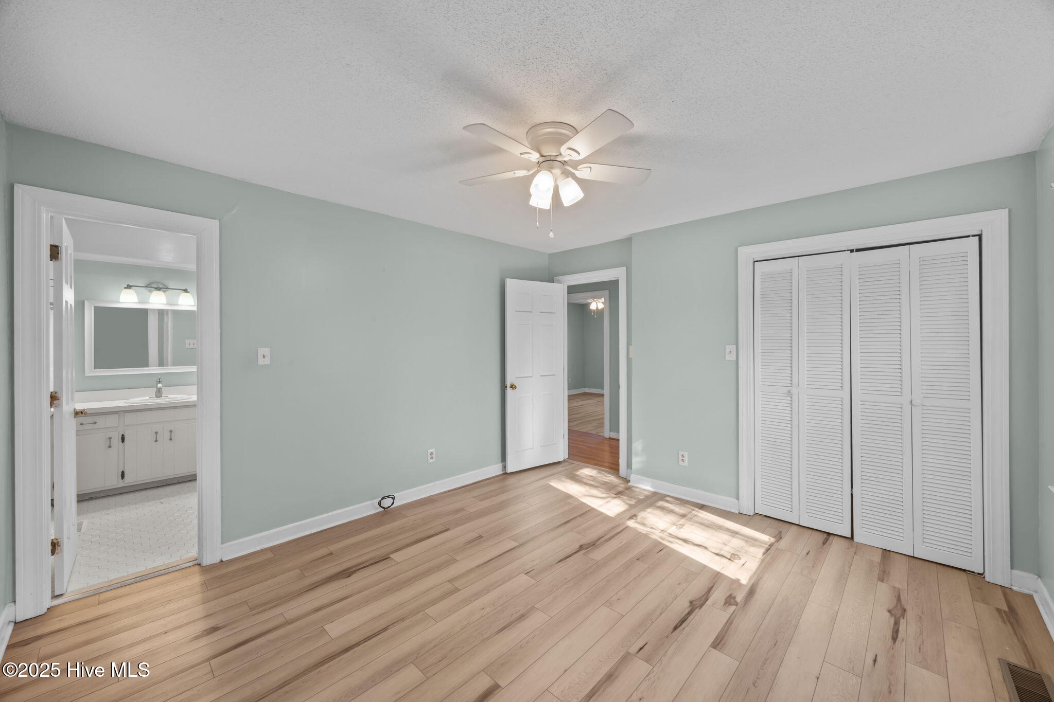 425 Washington Post Road New Bern, NC 28562 - Photo 20 of 35 26-web-or-mls-0C0A8819