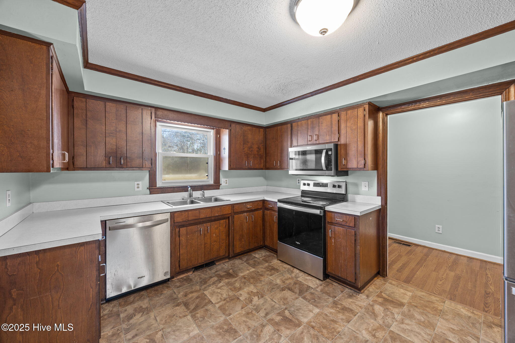 425 Washington Post Road New Bern, NC 28562 - Photo 7 of 35 9-web-or-mls-0C0A8765