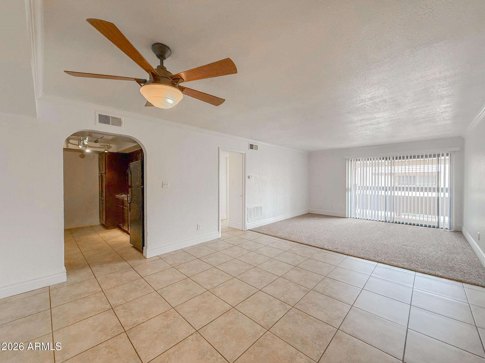 3825 East Camelback Road, Unit 215 Phoenix, AZ 85018 - Photo 5 of 24 Photo Apr 16 2026, 12 24 20 PM